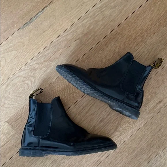 Dr. Martens Black Chelsea Boots - Picture 2 of 4